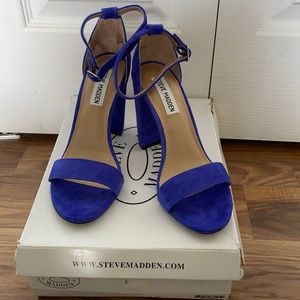 Steve Madden “CARRSON” Heel